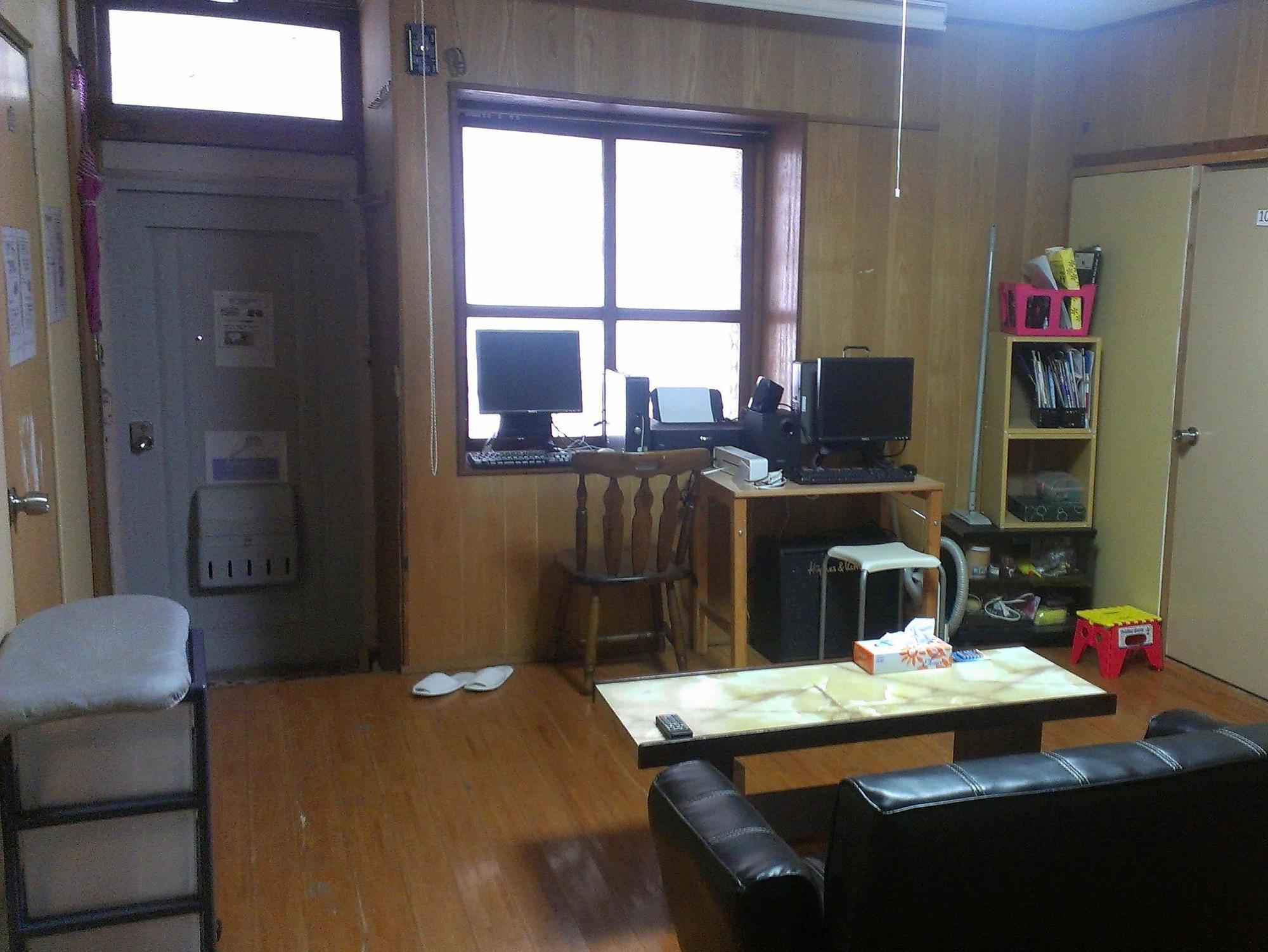 Koza Share House Hotel Okinawa Zewnętrze zdjęcie