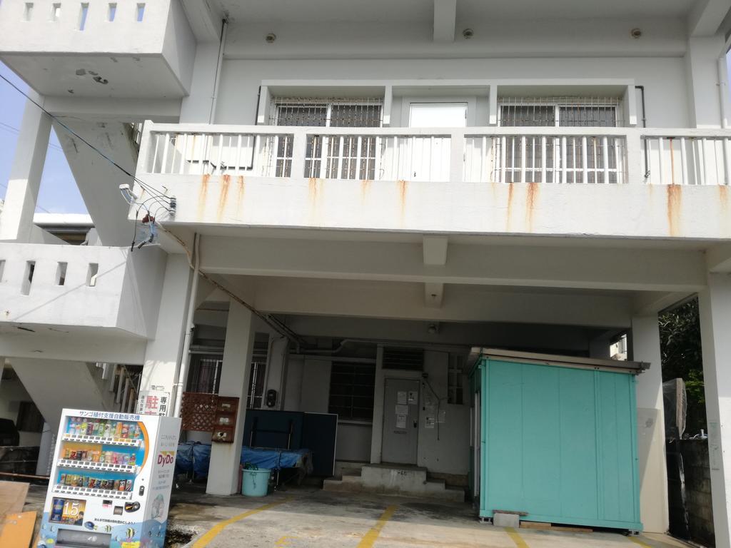 Koza Share House Hotel Okinawa Zewnętrze zdjęcie