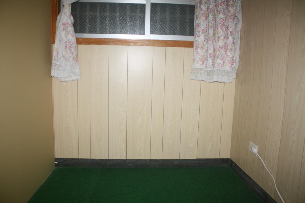 Koza Share House Hotel Okinawa Zewnętrze zdjęcie