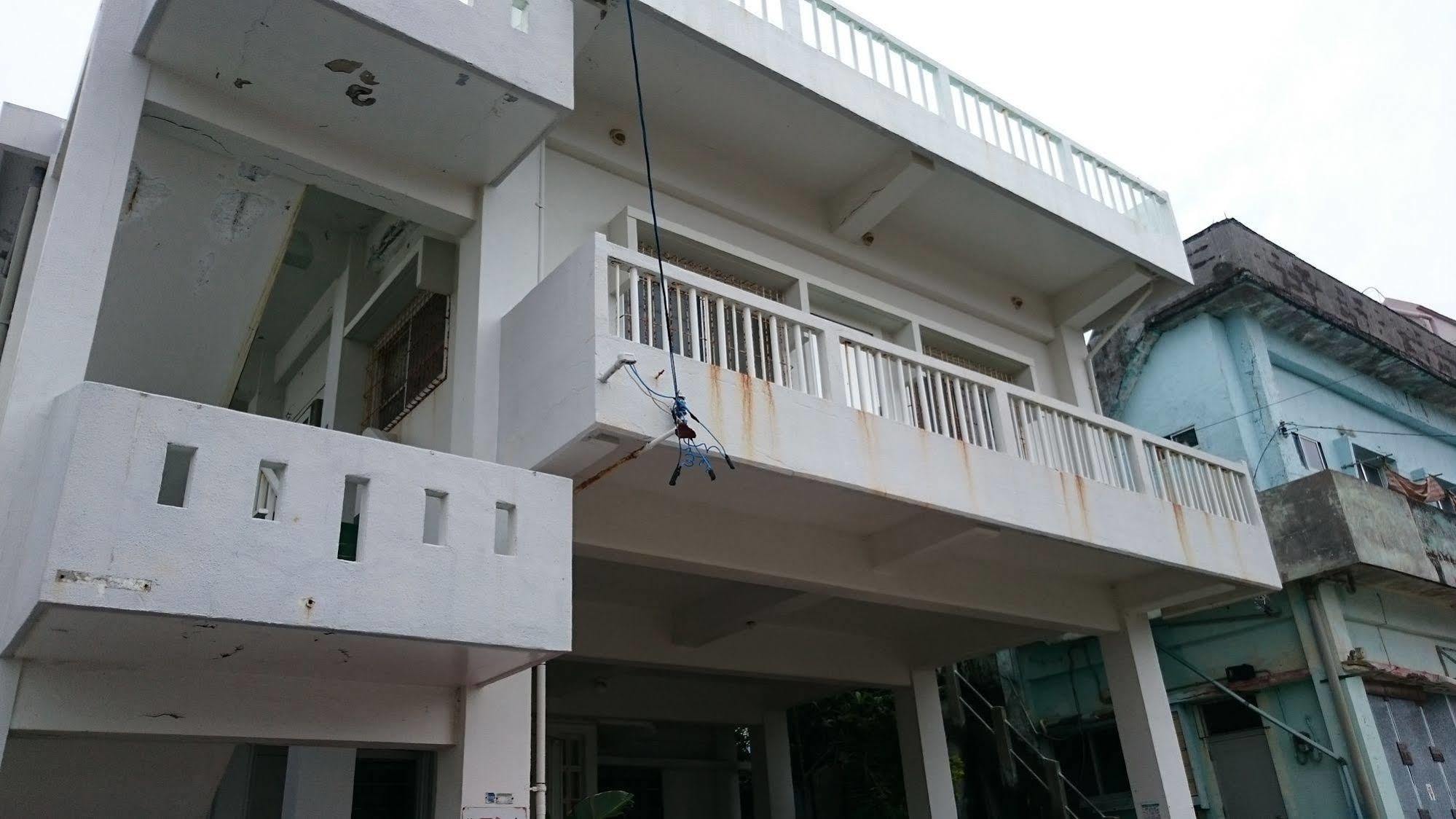 Koza Share House Hotel Okinawa Zewnętrze zdjęcie