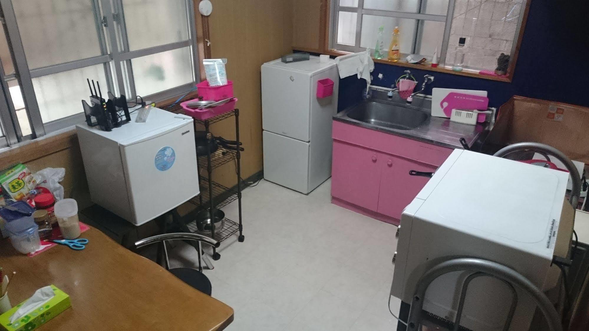 Koza Share House Hotel Okinawa Zewnętrze zdjęcie