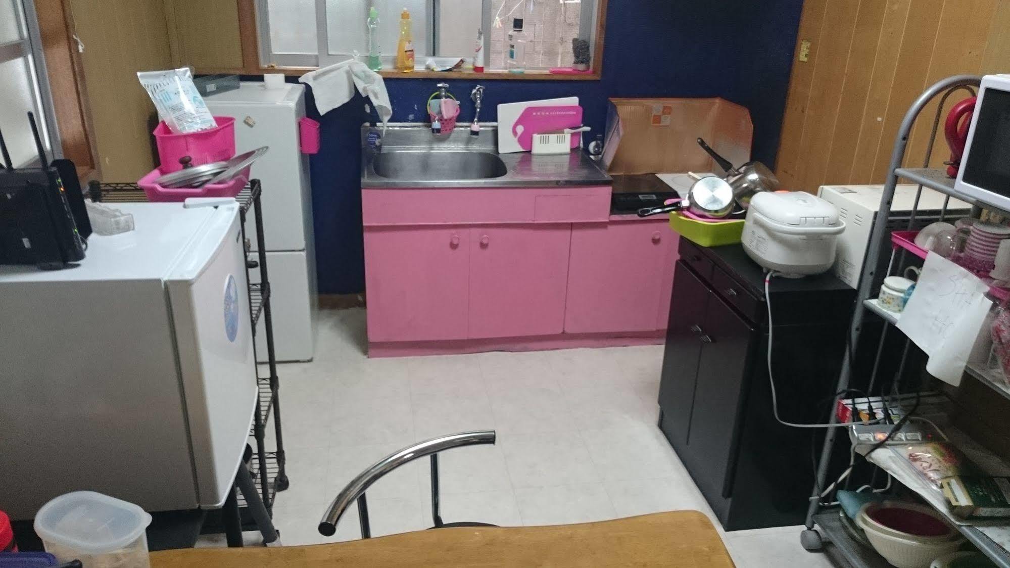 Koza Share House Hotel Okinawa Zewnętrze zdjęcie